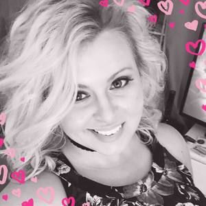 Meet your Posher, Leslie